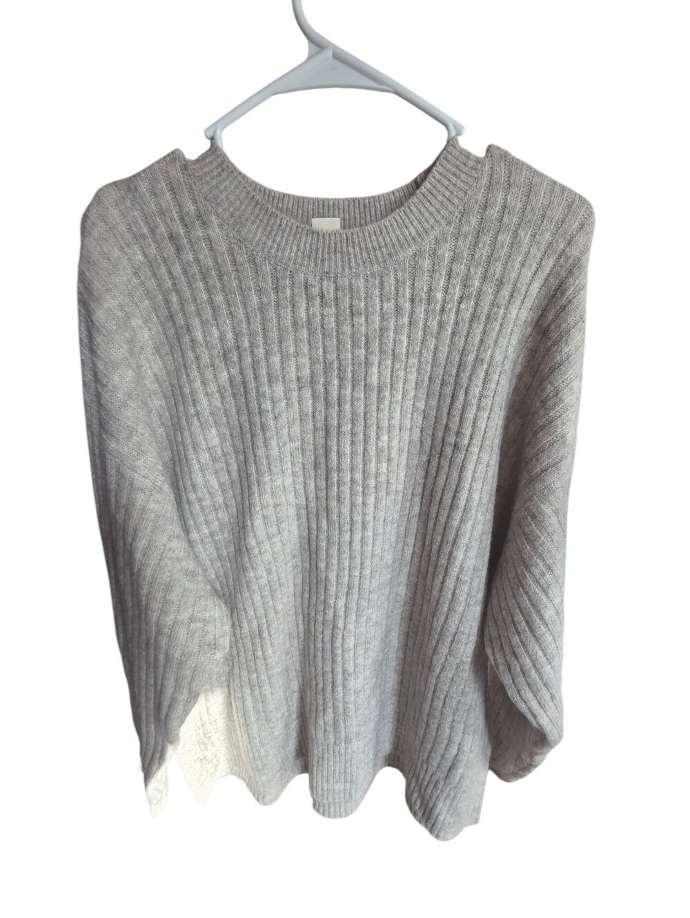 H&m Crewneck Sweater in Light Gray - Women
